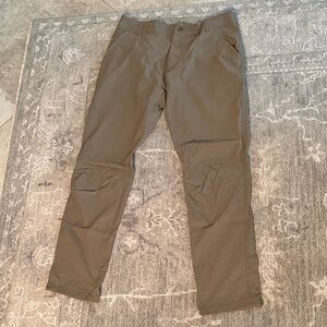 Kuhl Men's Olive Khaki Lightweight Zip Fly Nylon Hiking 🥾 Chinos 33 x 32